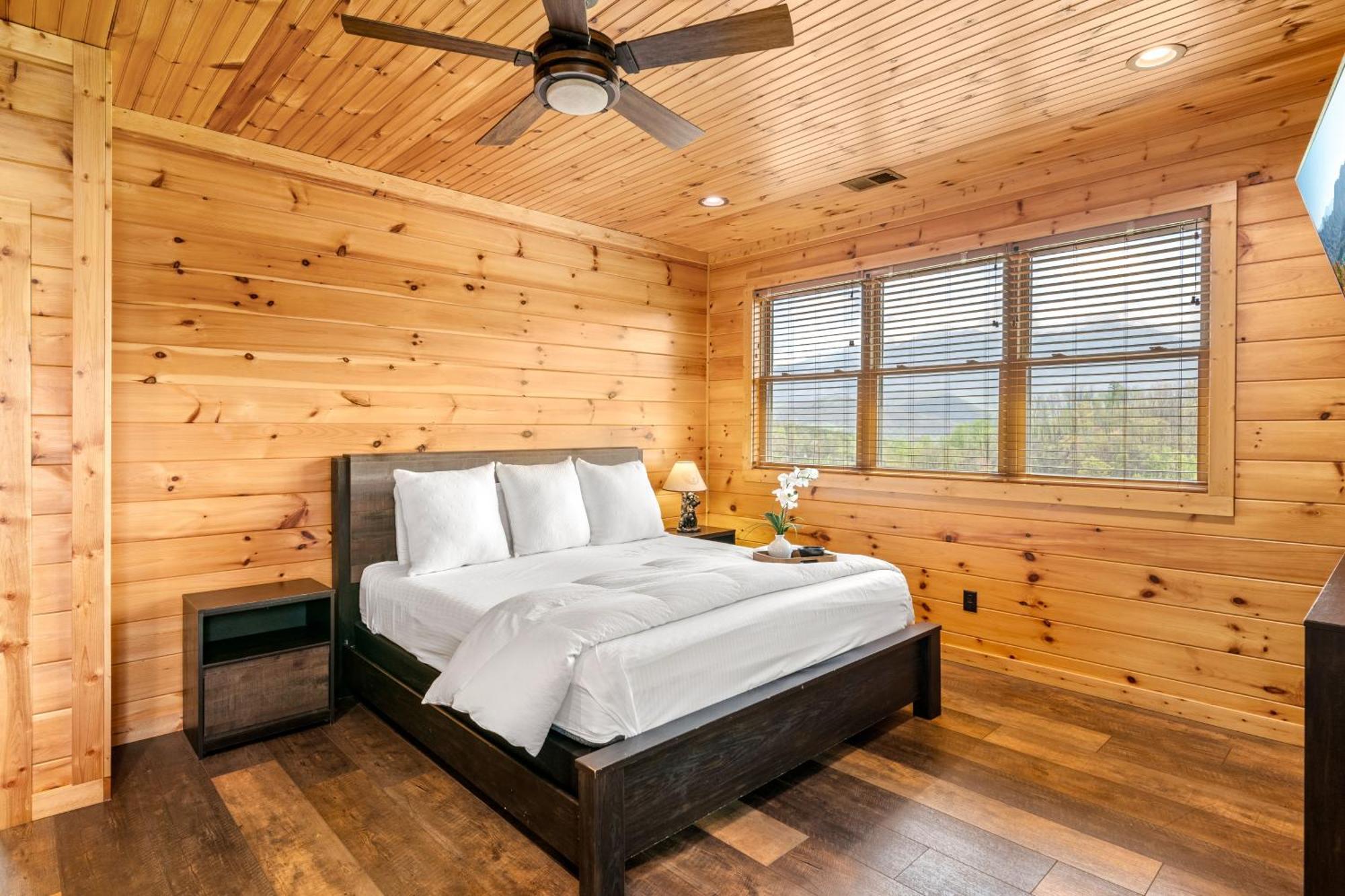3 Lazy Bears Chalet Gatlinburg Eksteriør bilde